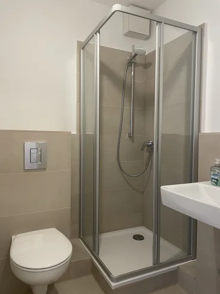 1 Zimmer Apartment mit Einbauküche — photo 1